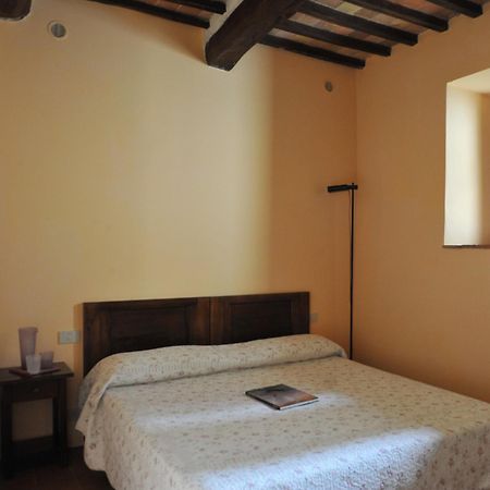 Fattoria Agriturismo Nerbona Казоле-д'Эльса Экстерьер фото