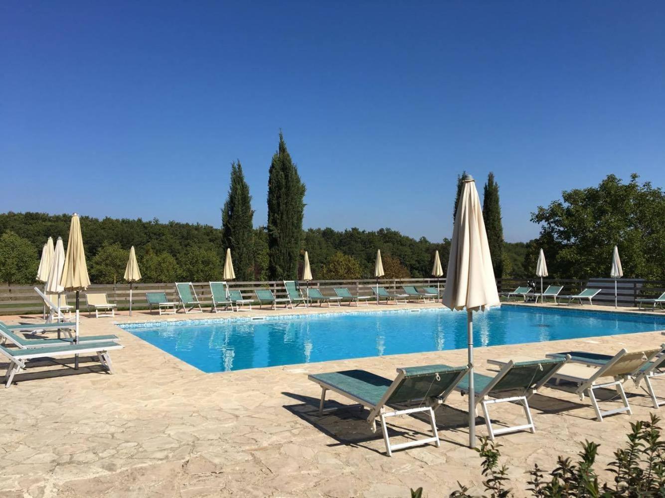 Fattoria Agriturismo Nerbona Казоле-д'Эльса Экстерьер фото