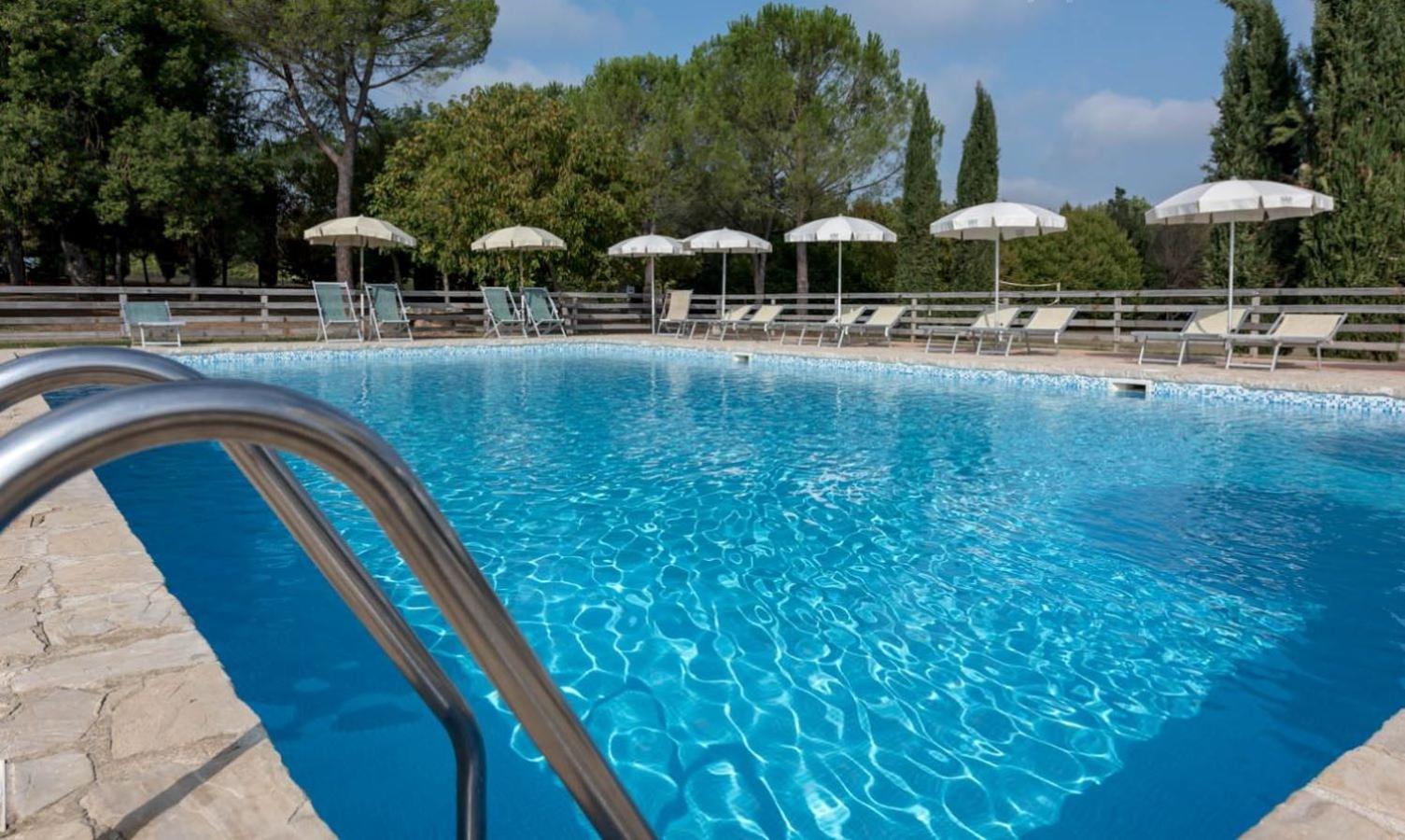 Fattoria Agriturismo Nerbona Казоле-д'Эльса Экстерьер фото