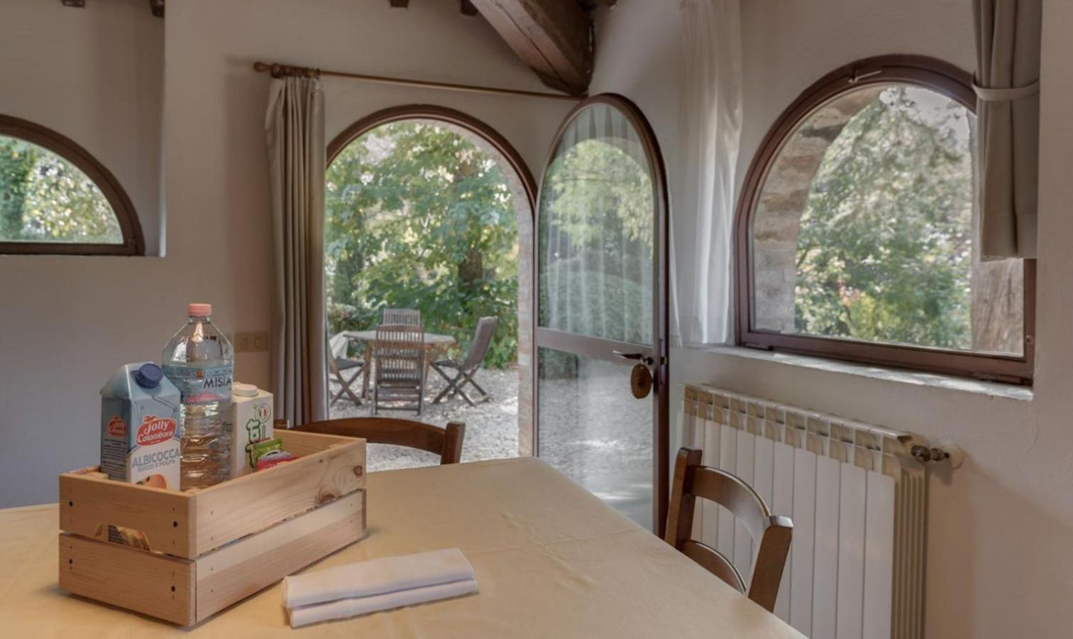 Fattoria Agriturismo Nerbona Казоле-д'Эльса Экстерьер фото